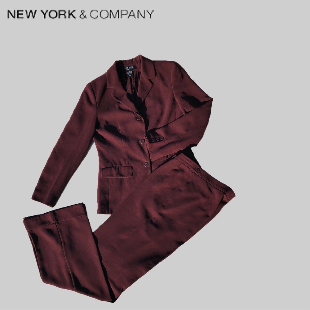 Talls Wine Crepe Suit w/Wide-Legged Cuffed Pants